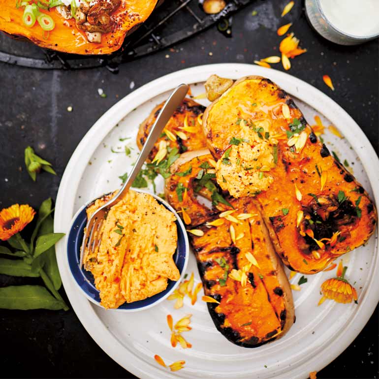 Gegrilde pompoen met srirachaboter