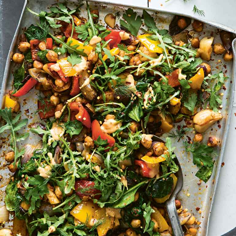 Kikkererwten & paprika’s met chili-tahin