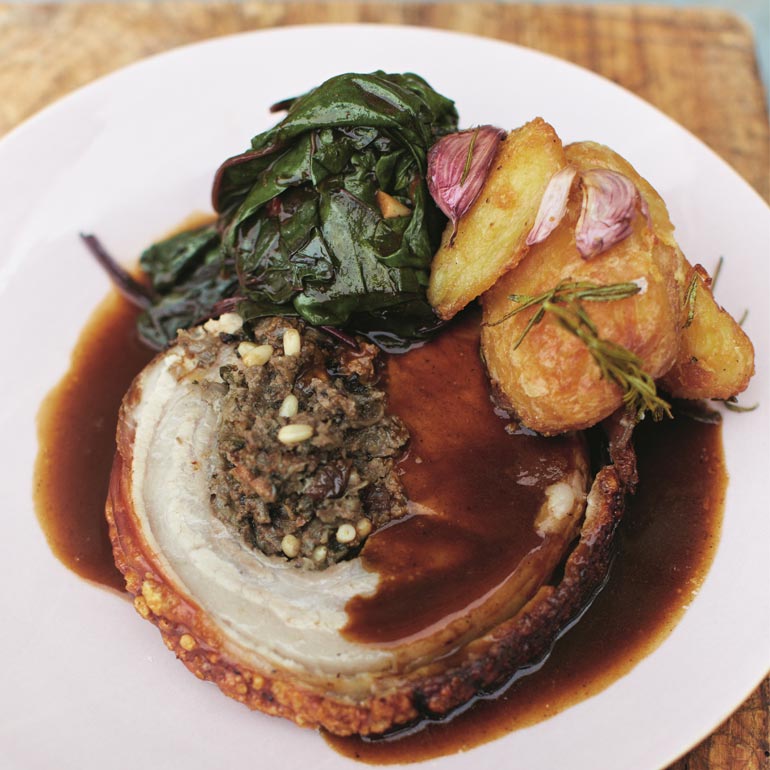 Prachtige gevulde porchetta