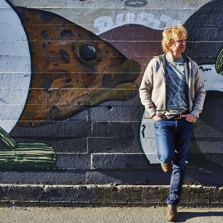 1. Van Parijse chef tot Amsterdamse visavonturier