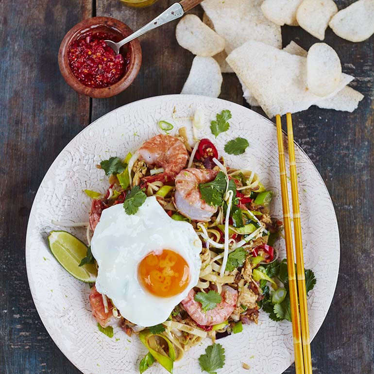 Bami goreng met tijgergarnalen