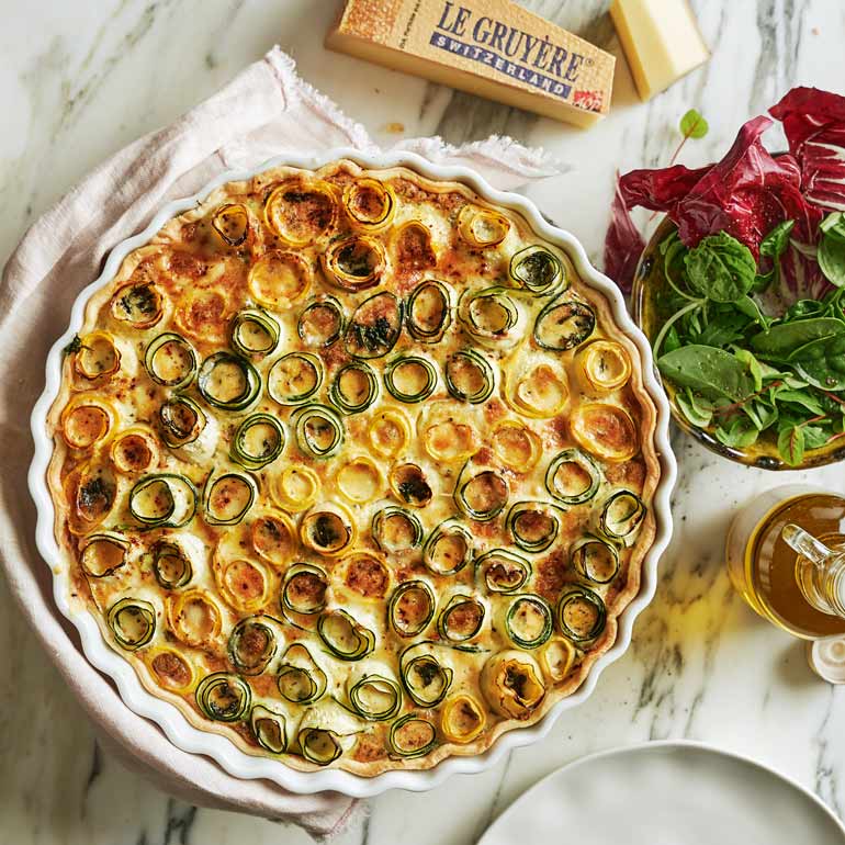 Gruyère-quiche met courgette en munt