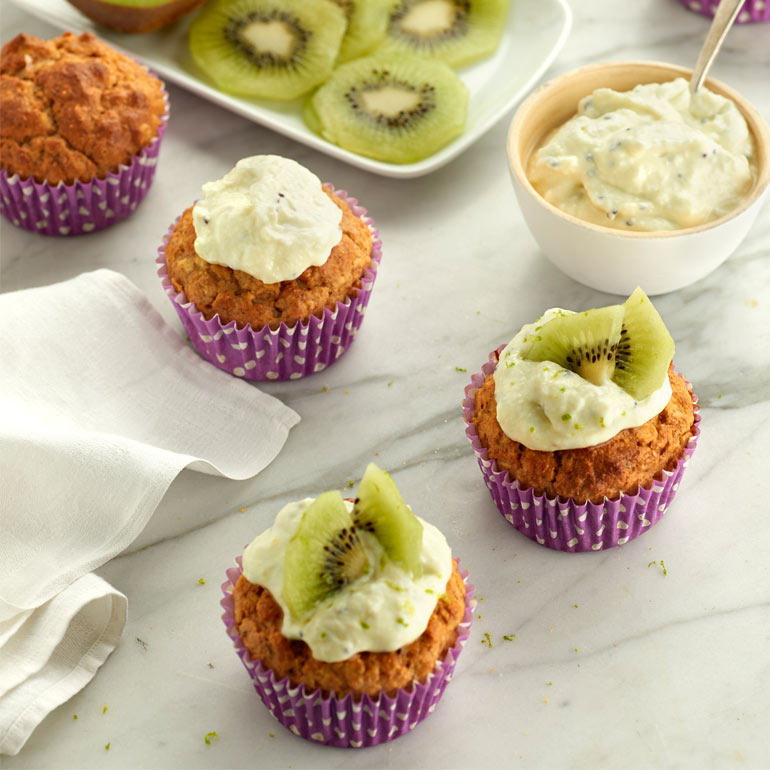 Volkoren muffins met roomkaas & kiwi