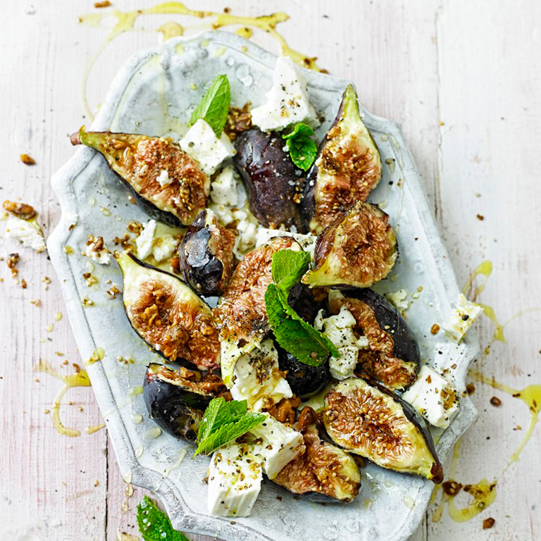 Vijgen-fetasalade met walnoten